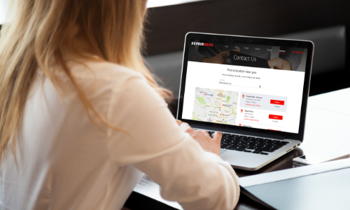 customer easily navigating through a Qsite-powered repair shop website